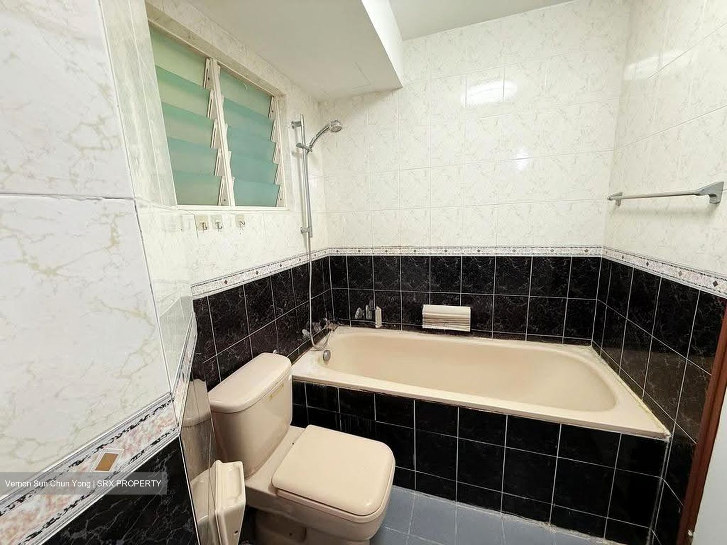 Melville Park (D18), Condominium #623213491